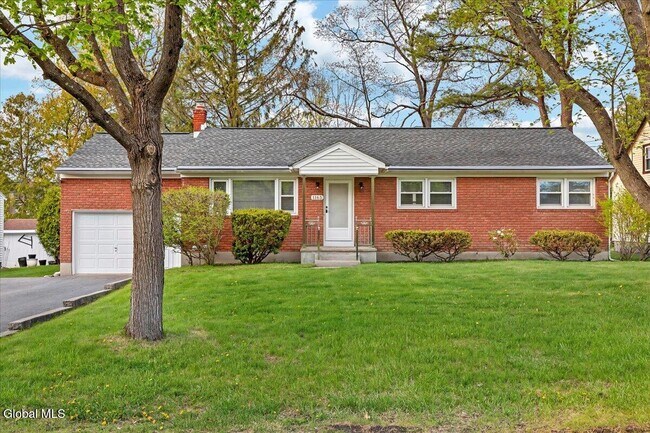 Building Photo - 1165 Cresse Ave