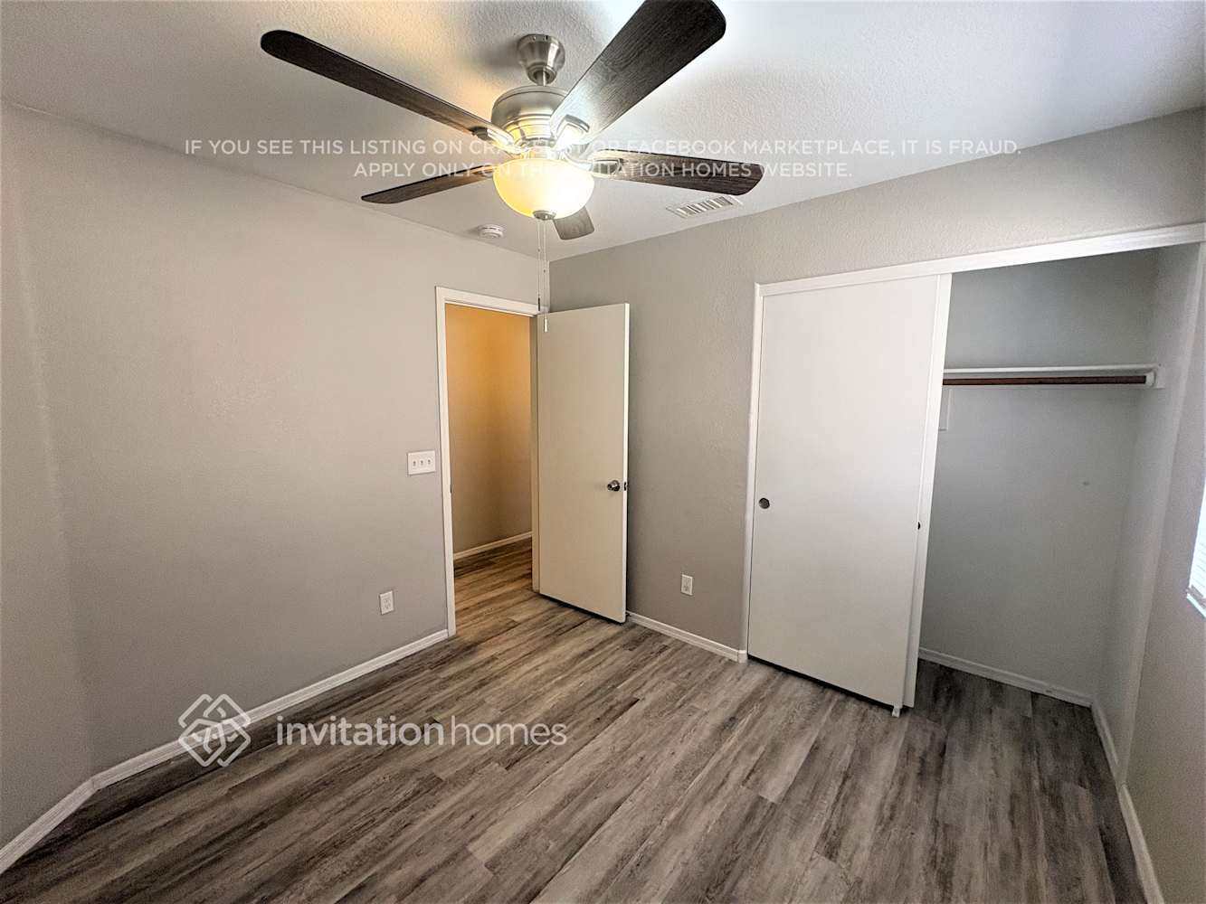 Building Photo - 7349 N 70th Dr