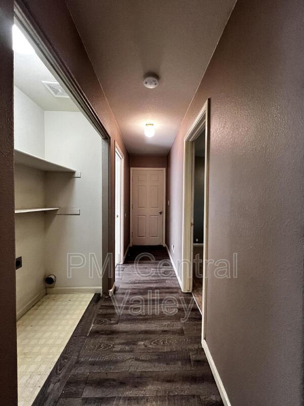 Building Photo - 3492 Gerald Ct