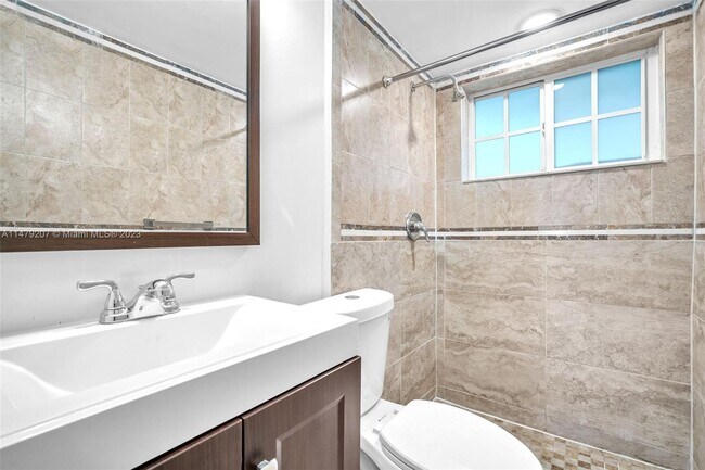 Building Photo - 1135 92nd St