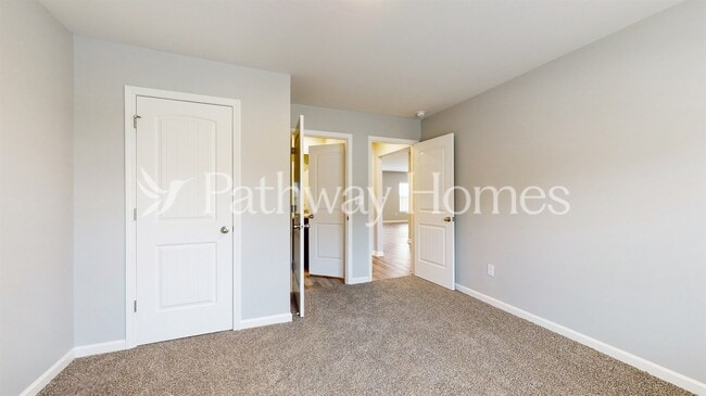 Building Photo - 2327 Burnett Ln