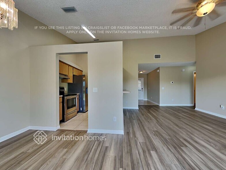 Building Photo - 7817 Chaperon Ct