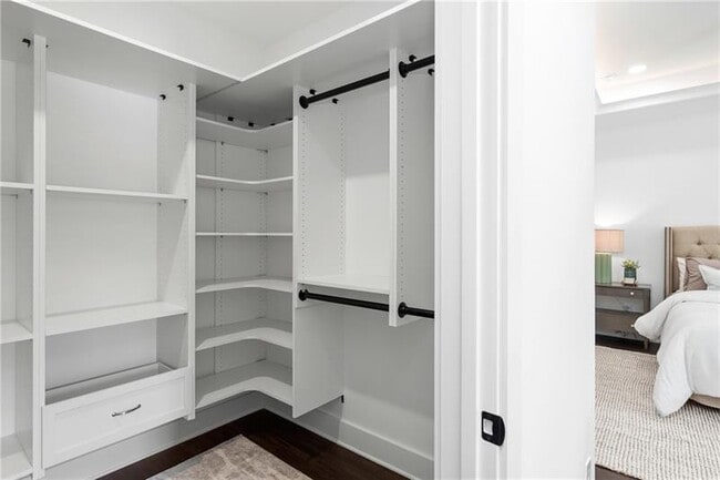 Building Photo - 173 Brush Creek Ct