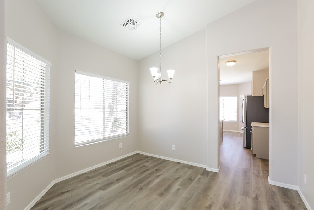 Building Photo - 6350 W Hilton Ave