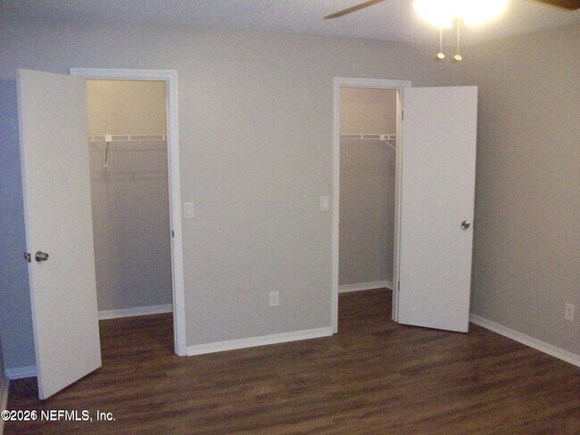 Building Photo - 5860 Liska Dr