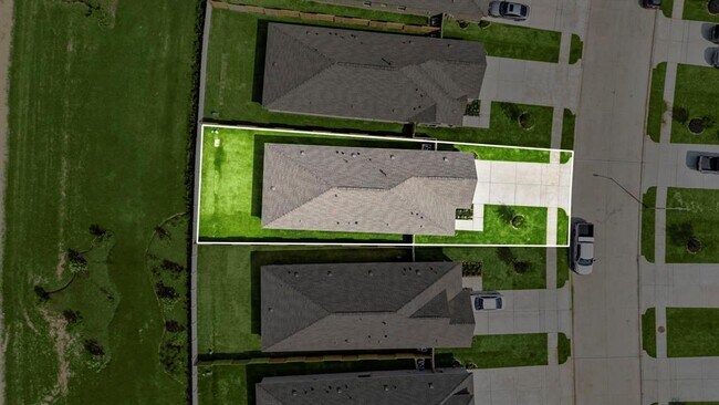 Building Photo - 6742 Sunset Velvet Dr
