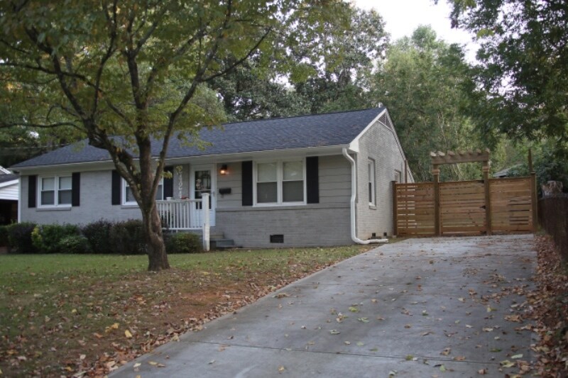 Building Photo - 2424 Glascock St