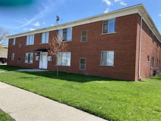 Building Photo - 413 St John St