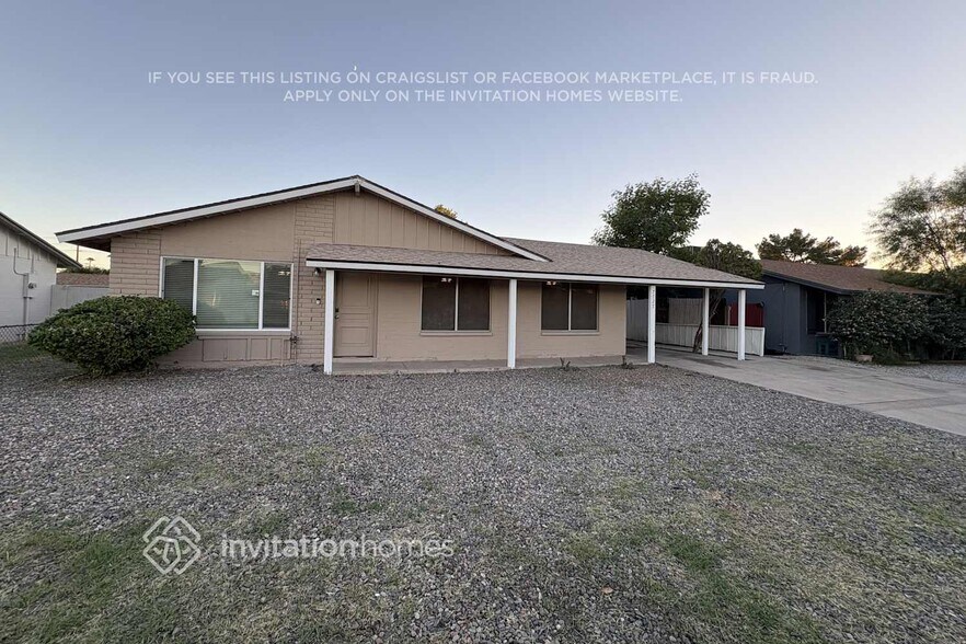 Primary Photo - 7727 W Reade Ave