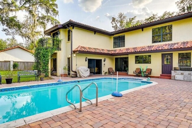 Building Photo - 12103 Brightwater Blvd