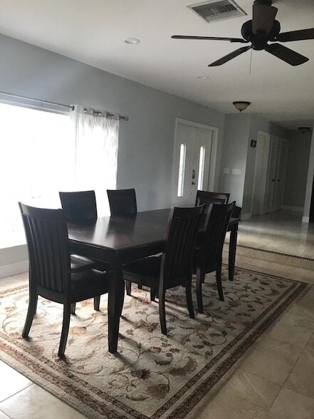 Building Photo - 1657 Baltrusol Pl