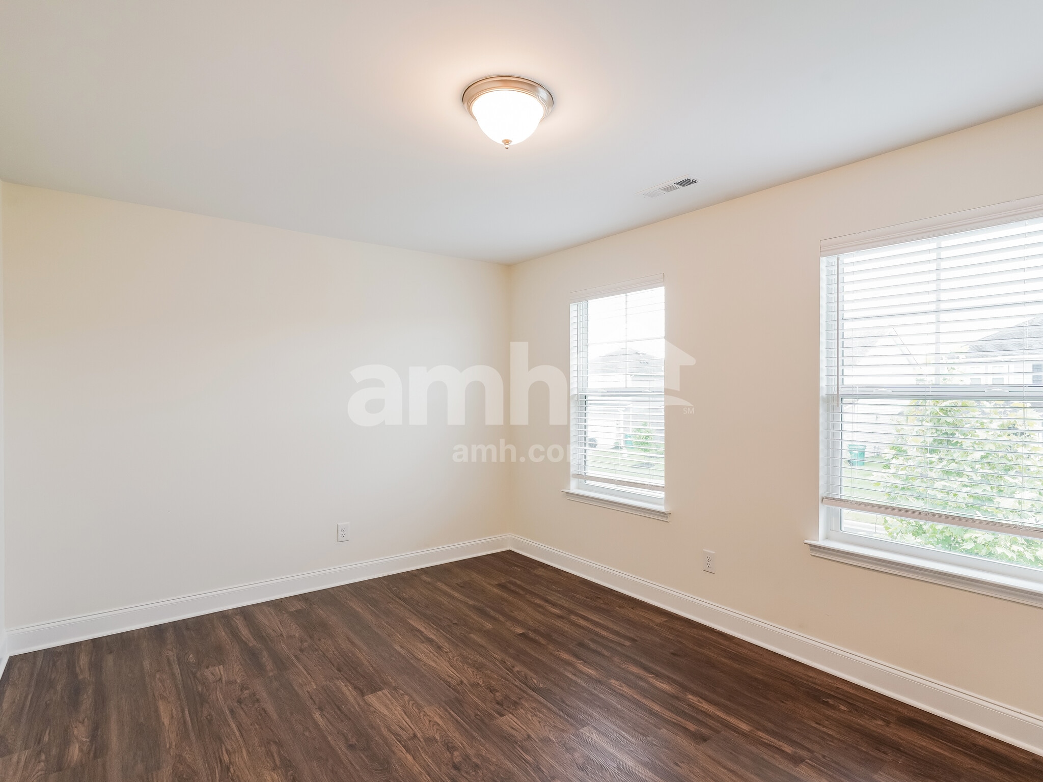 Building Photo - 4817 Chutney Dr