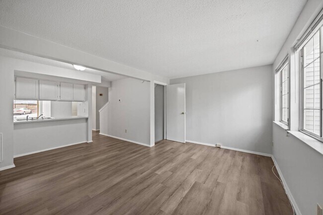 Building Photo - 7716 Sandra Ln