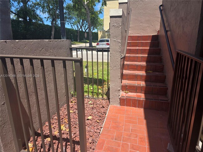 Building Photo - 13022 SW 88th Terrace N