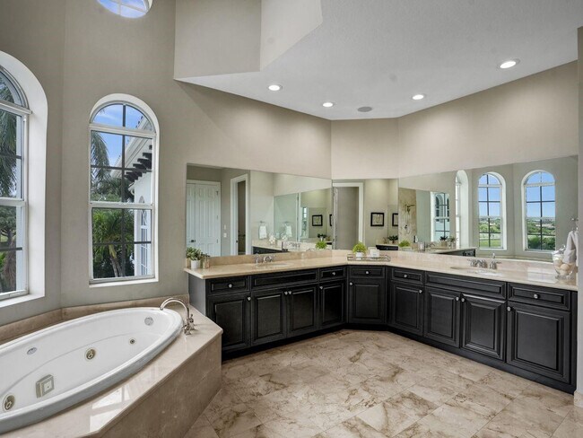 Building Photo - 12328 NW 69th Ct