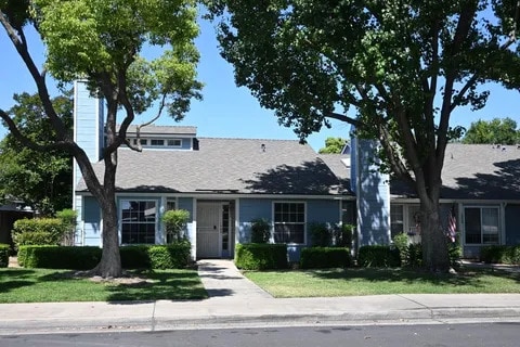 Building Photo - 1448 Plymouth Rock Way