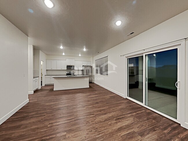 Building Photo - 9446 W Hiden Stream St