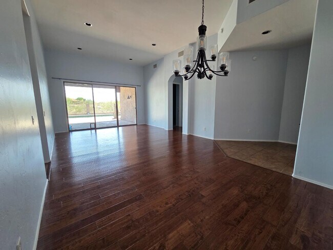 Building Photo - 10610 Garnet Sky Ct