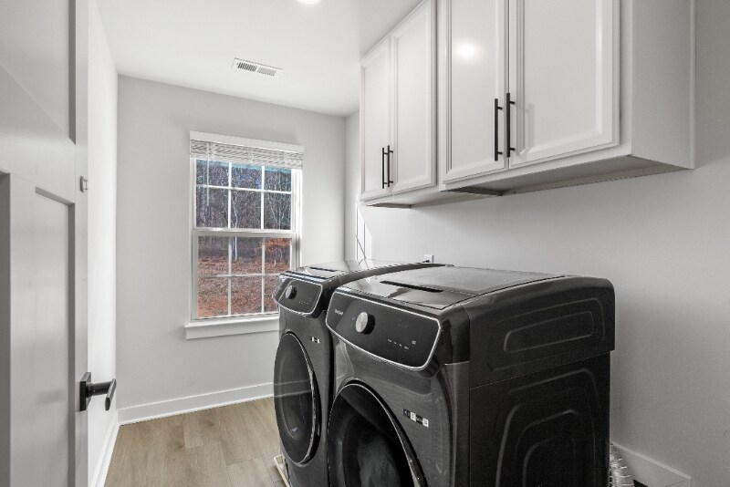 Building Photo - 1216 Edgemoore Trl