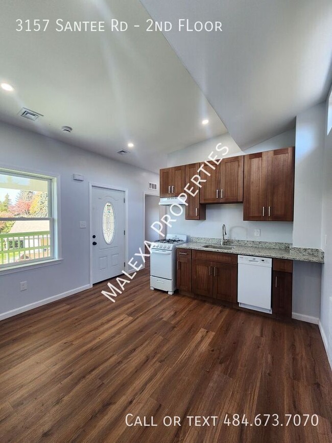 Building Photo - Newly Renovated 1 bedroom apartment in Bet...