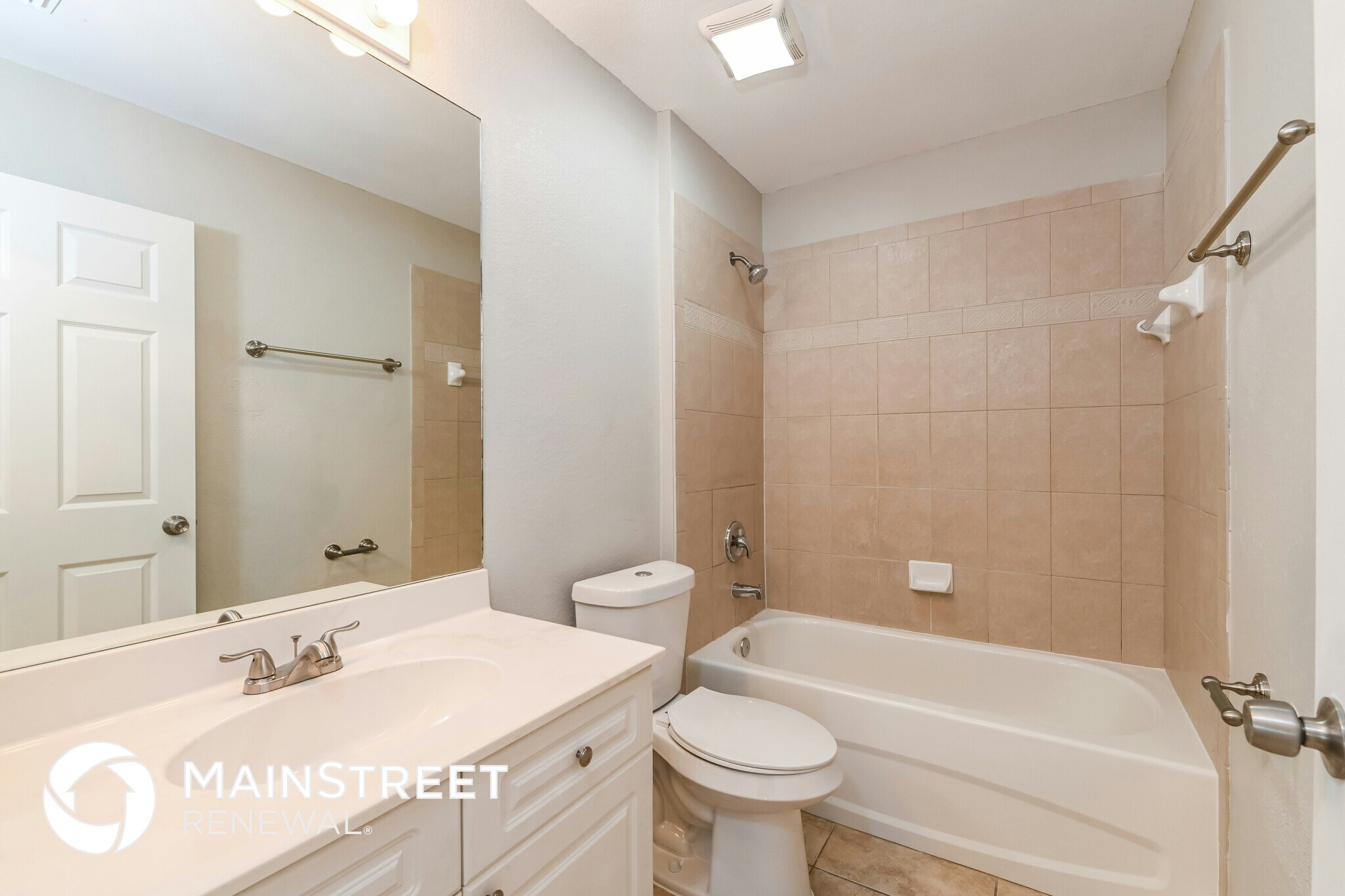 Building Photo - 1002 SW 4th Ave