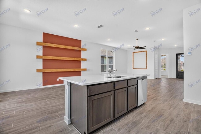 Building Photo - 620 Godley Rnch