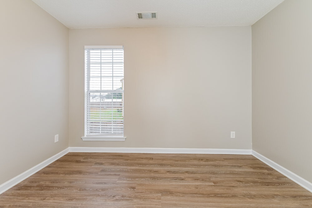 Building Photo - 5391 Katherine Village Dr