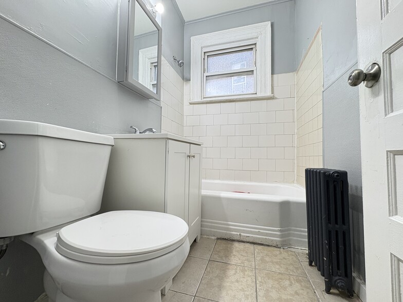 35 Shepard Ave 12 - 39 Shepard Ave