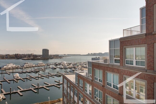 Building Photo - 250 1st Ave