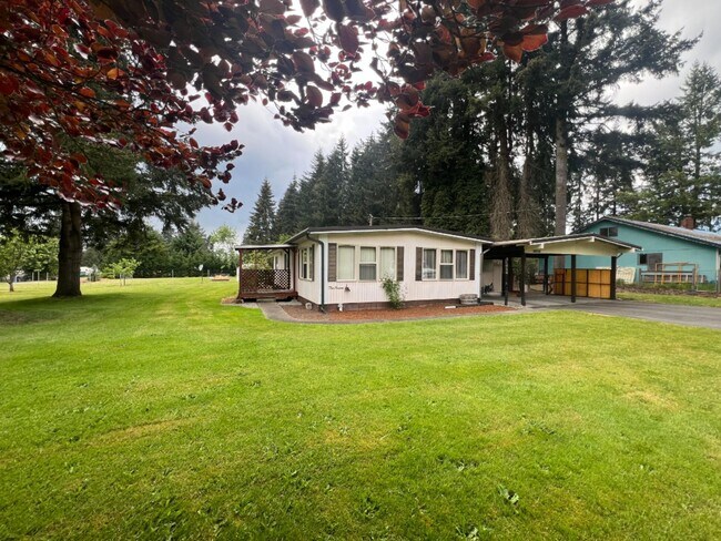 Primary Photo - Quiet 2 bedroom home