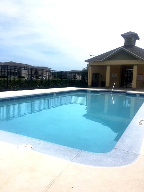 Building Photo - 2070 Cypress Bay Blvd