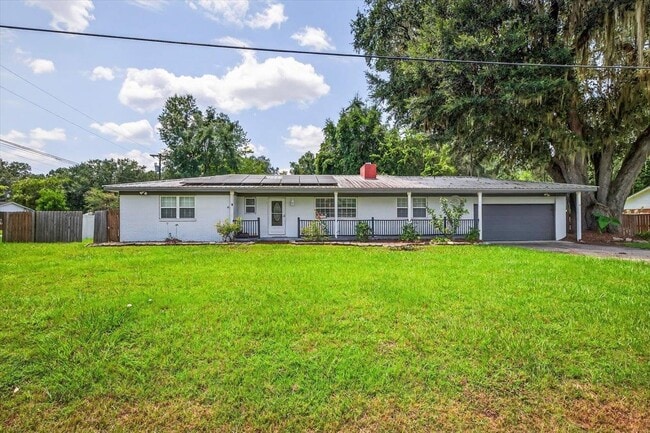 Primary Photo - 4214 Woodcrest St