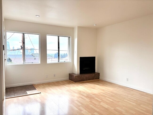 Building Photo - Welcome to 955 Figueroa Terrace.