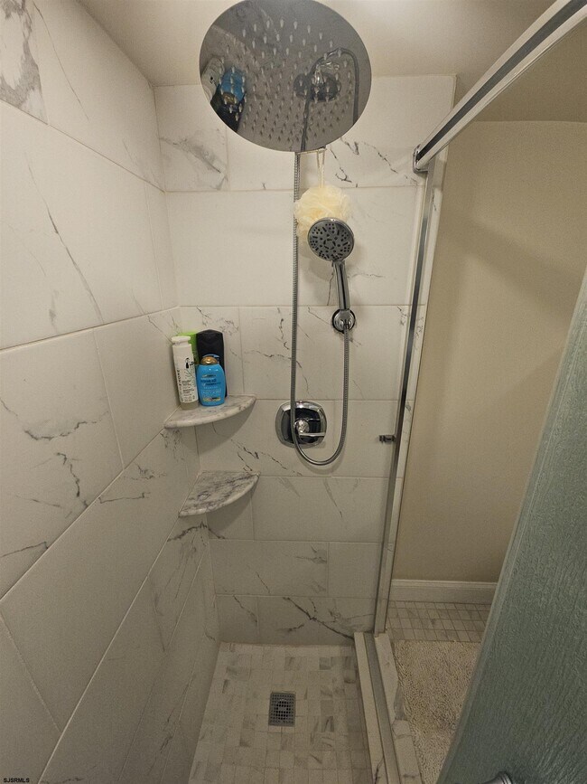 Building Photo - 9401 Pacific Ave