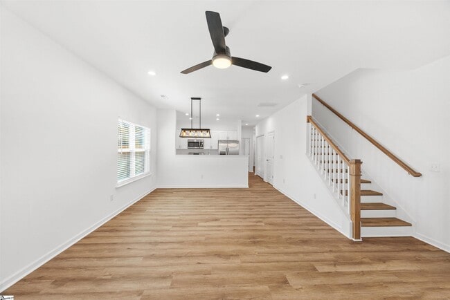 Building Photo - 13 Jamison St