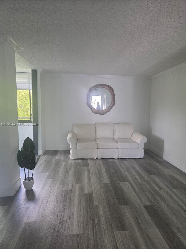 Building Photo - 8365 SW 152nd Ave