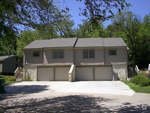 Building Photo - Brush Creek Duplexes