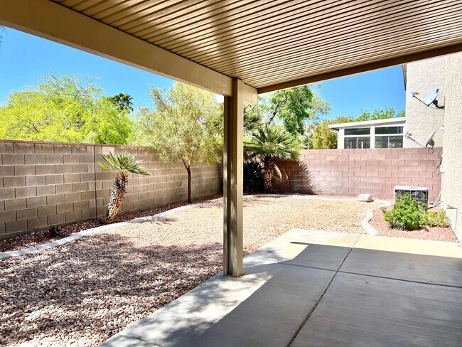 Building Photo - 10729 Pipers Cove Ln