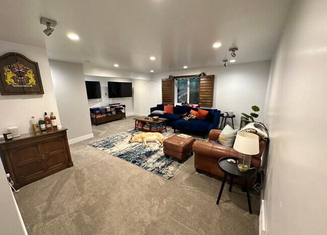 Building Photo - 1172 Wild Tree Cir
