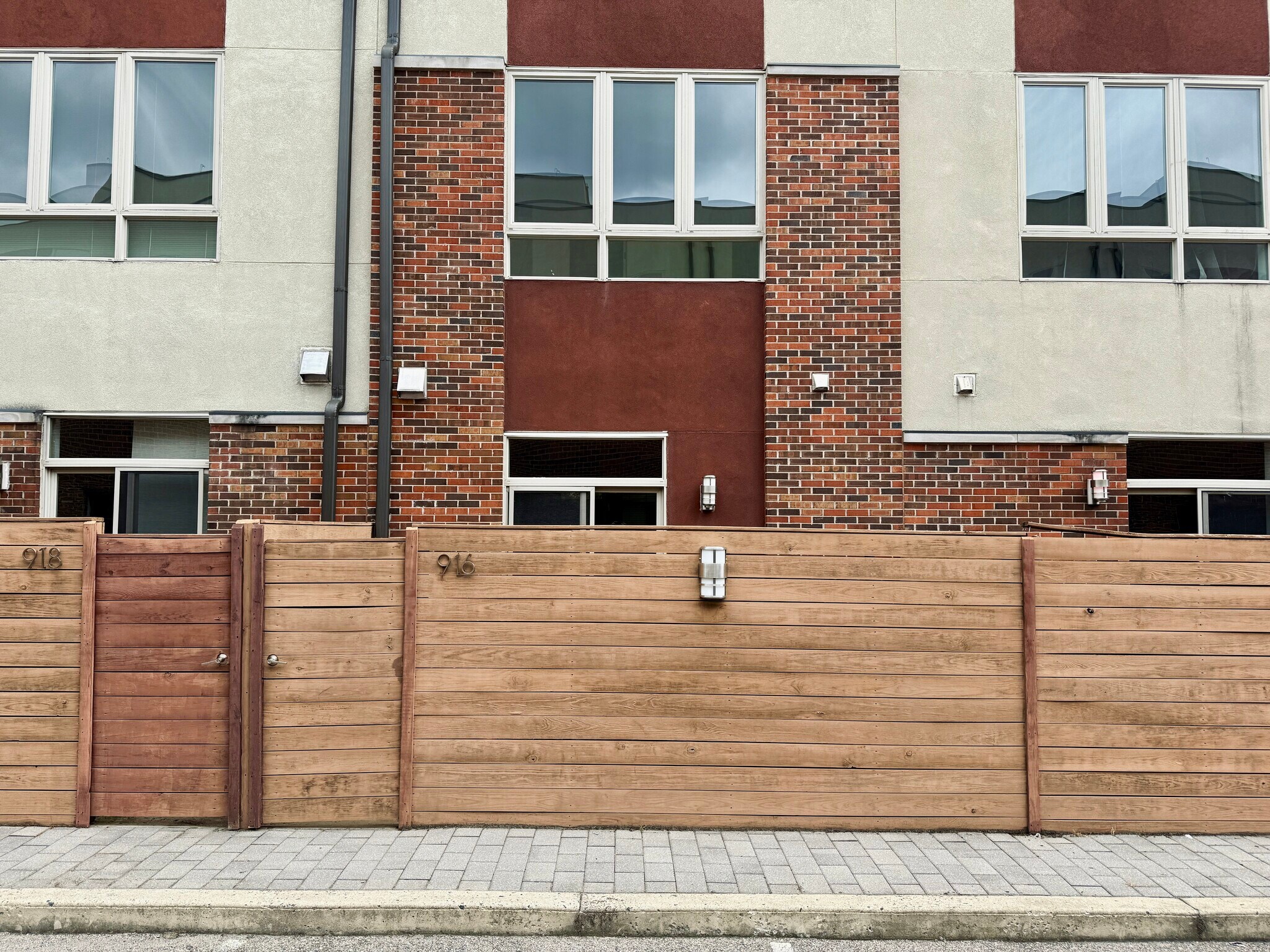 Rear entry - 916 N 5th St