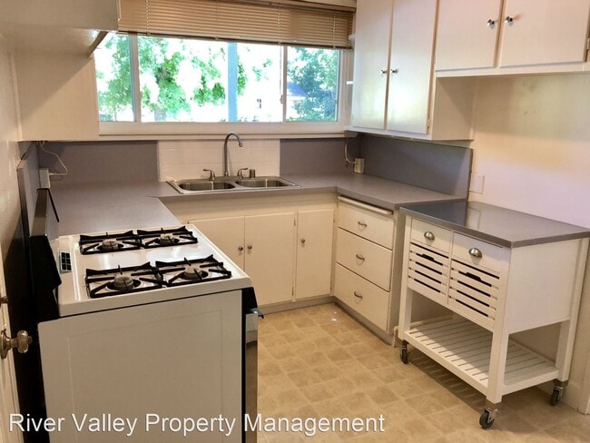 Building Photo - 2 br, 1 bath House - 334 34th street