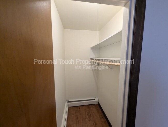 Building Photo - 541 2nd St N