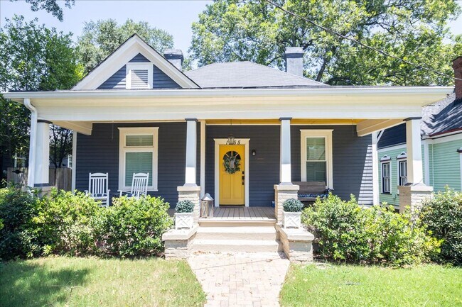 Building Photo - Beautiful 3/2.5 w/ Office Minutes From Airport and Woodward Academy!