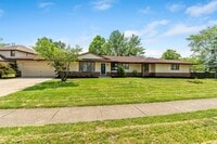 Building Photo - 1360 Yorkland Rd