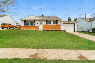 Building Photo - 1094 Lexmont Rd