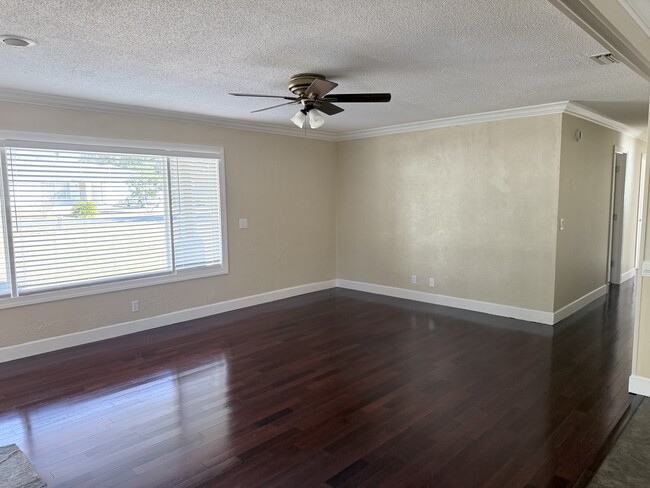 Building Photo - 16356 SE 87th Ave