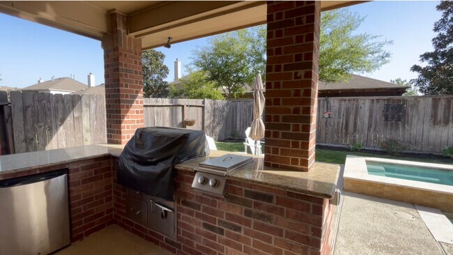 Building Photo - 12643 Jamestown Crossing Ln