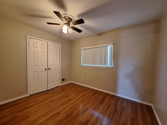 Building Photo - Your next Home!!!  Charming Three Bedroom in Roseville