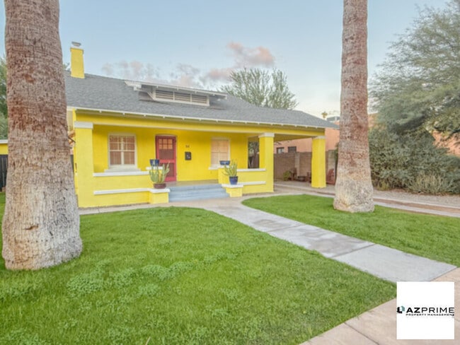 Primary Photo - Charming 3/2 Phoenix Home in Ashland Place Historic District!