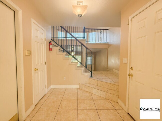 Building Photo - Experience the Epitome of Luxurious Living in this Magnificent 4/3 Gilbert Home!